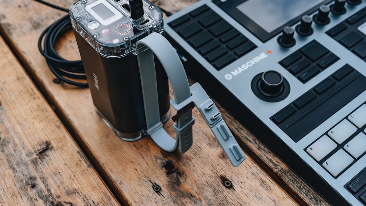 Jackery Explorer 300 Plus