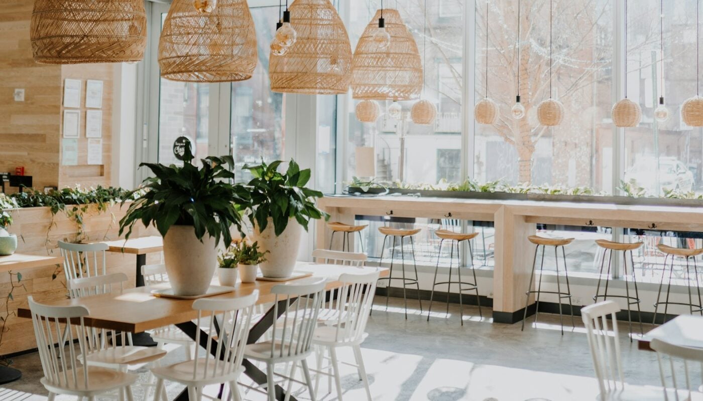How to Kit Out a Small Café Without Overbuying